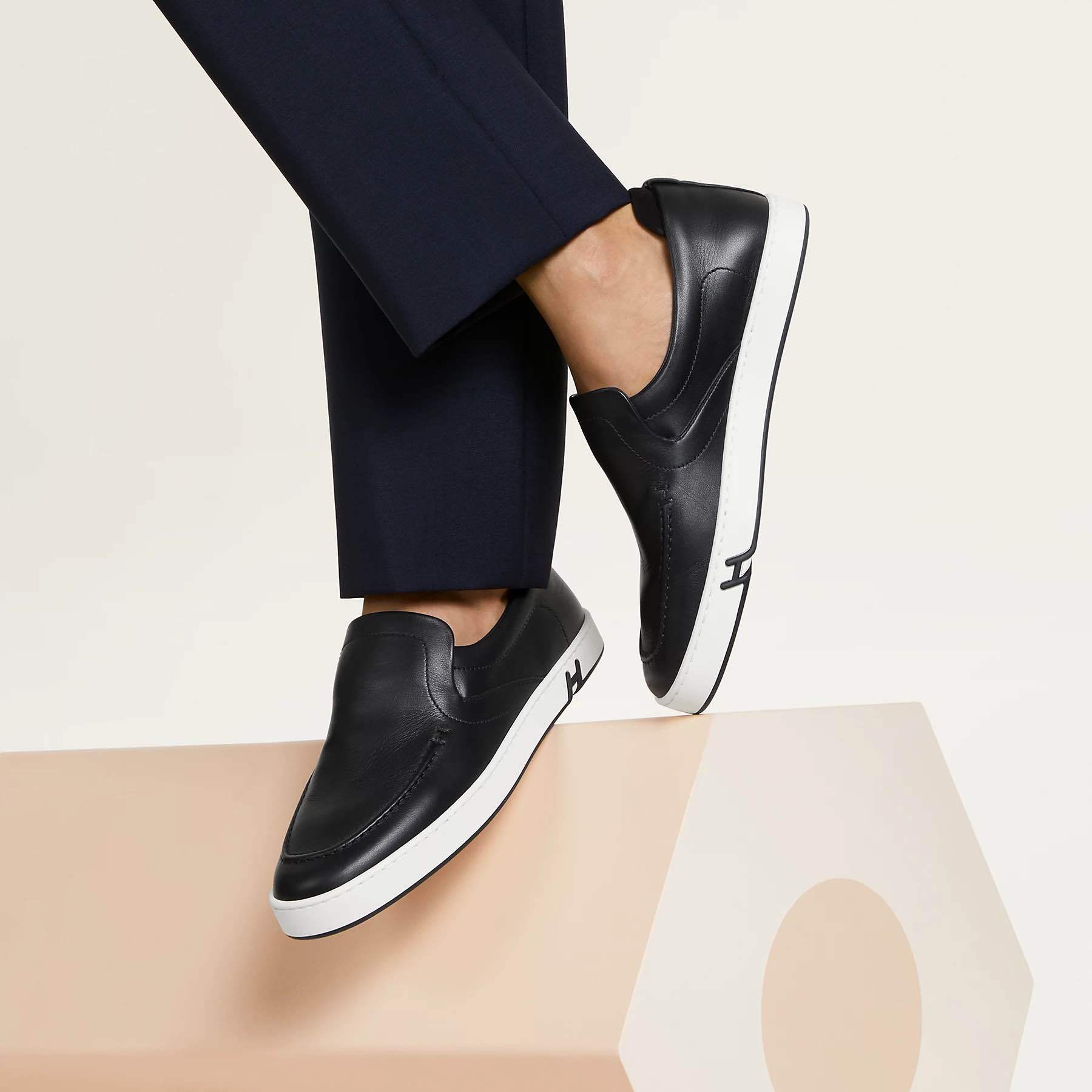 【HERMES】シンプルな大人コーデに★Kiddy スリッポン Kiddy slip-on sneaker | Hermès USA