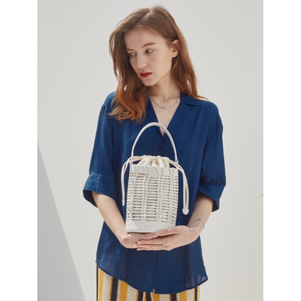 ★OSTKAKA★ Joy Lips Bucket White