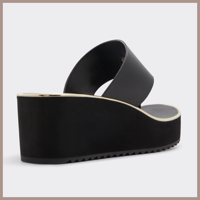 【ALDO】上品★ 厚底★ 美脚＆脚長効果★ Tストラップ・サンダル ALDO】上品☆ 厚底☆ 美脚＆脚長効果☆ Tストラップ・サンダル