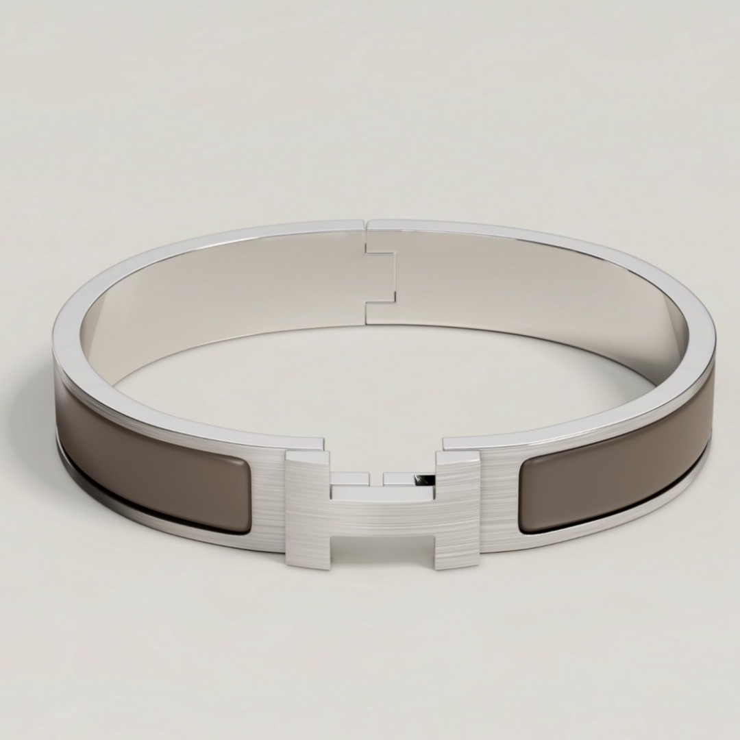 【お洒落♪】HERMES エナメルブレスレット 《クリックHH》