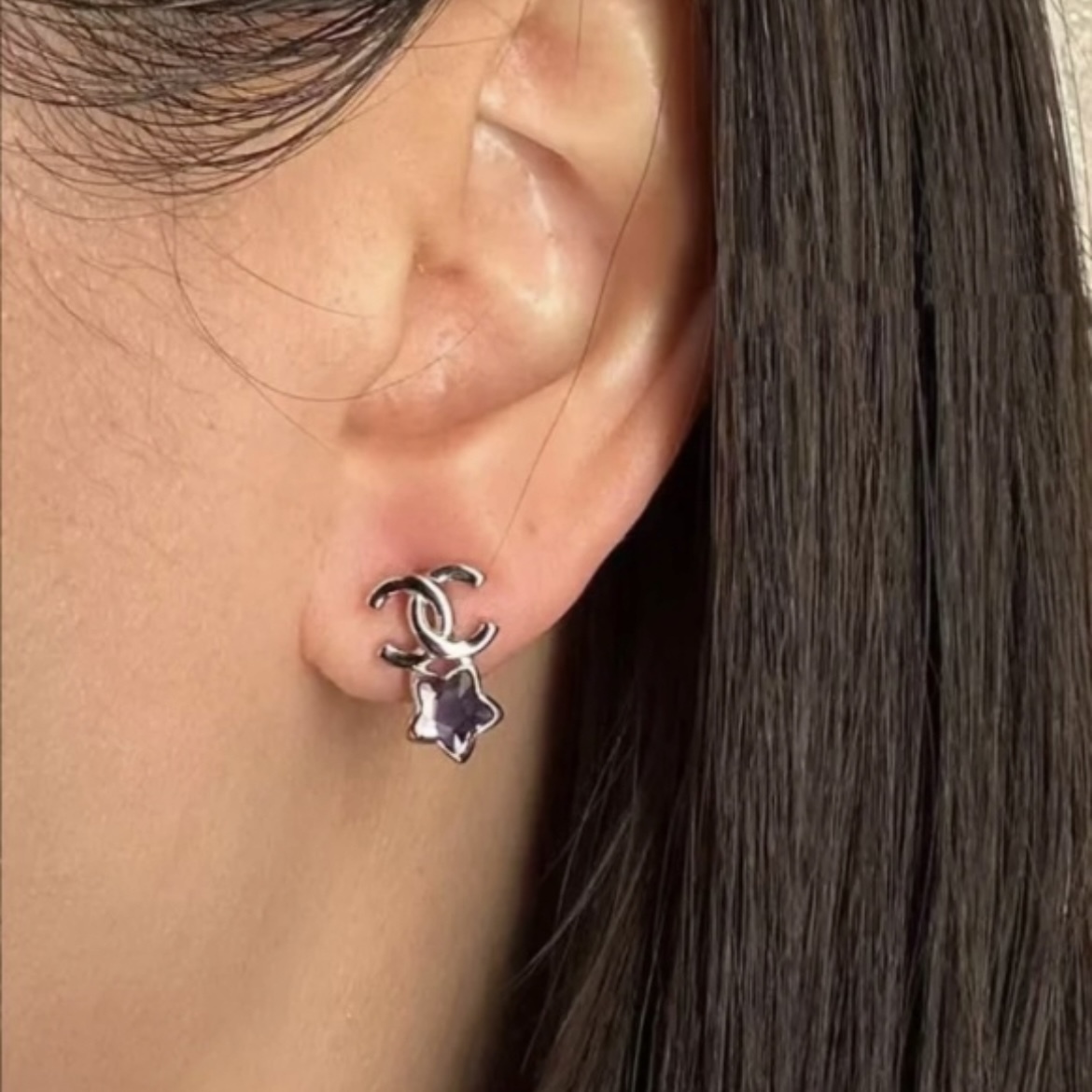 ミニスターと輝くCCロゴ【CHANEL】ピアス 25P【ミニスターと輝くCCロゴ】◇CHANEL◇ピアス ギフト