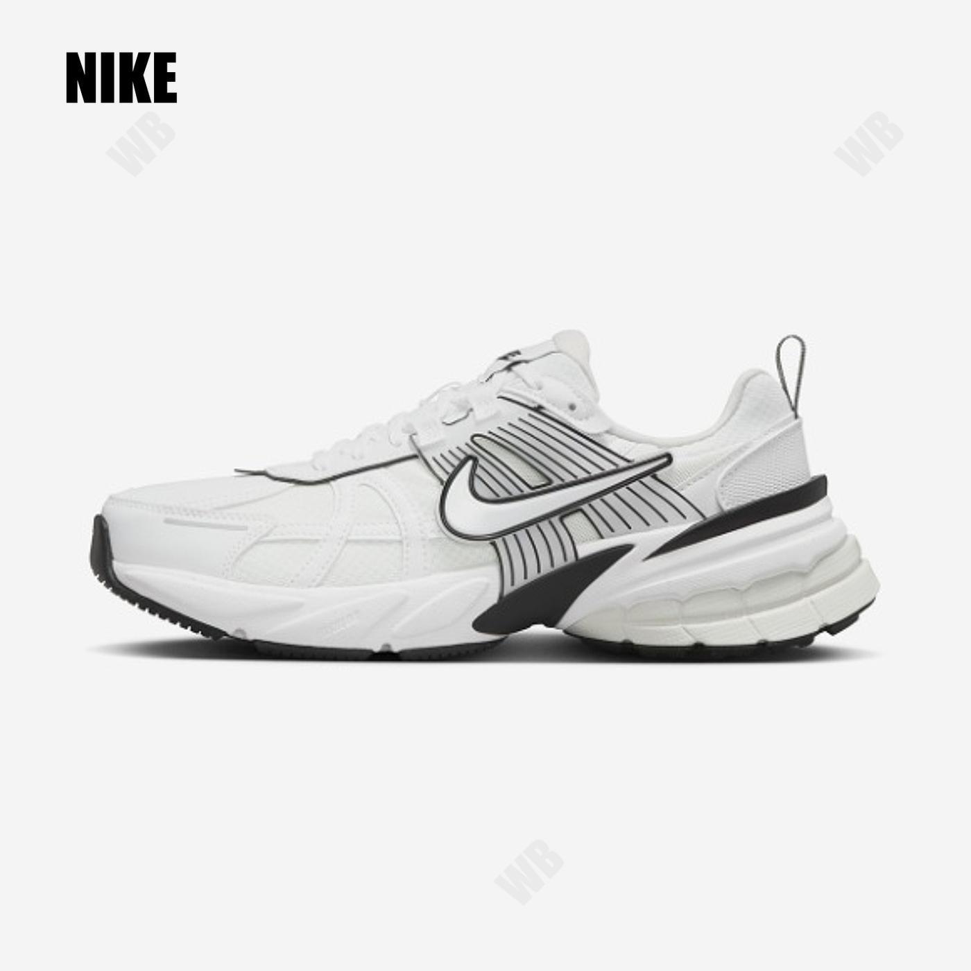 [Nike] W NIKE V2K RUN SE ☆送料込☆