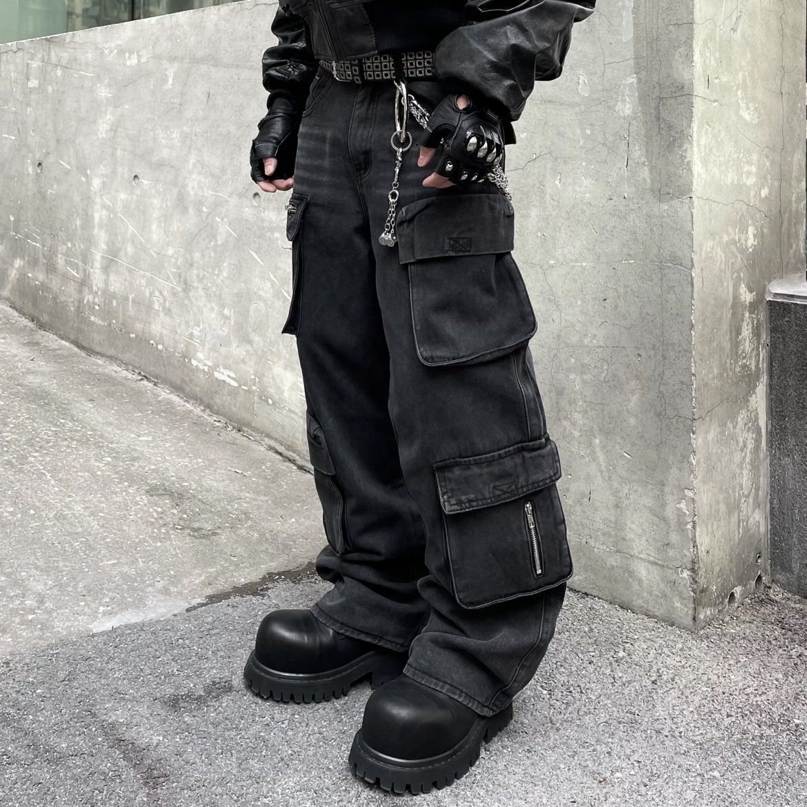 国内で当店のみ DARKFOG - Multi Pocket Zipper Jeans