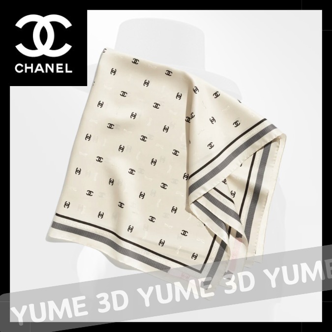 ♡CHANEL♡大人のお洒落♡CCロゴスカーフ♡