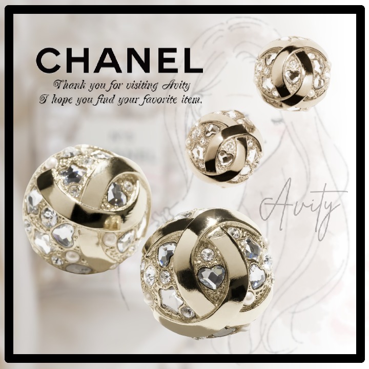 【入荷極小】CHANEL 春夏限定 クローバーモチーフ ピアス 入荷極小】CHANEL 春夏限定 クローバーモチーフ ピアス