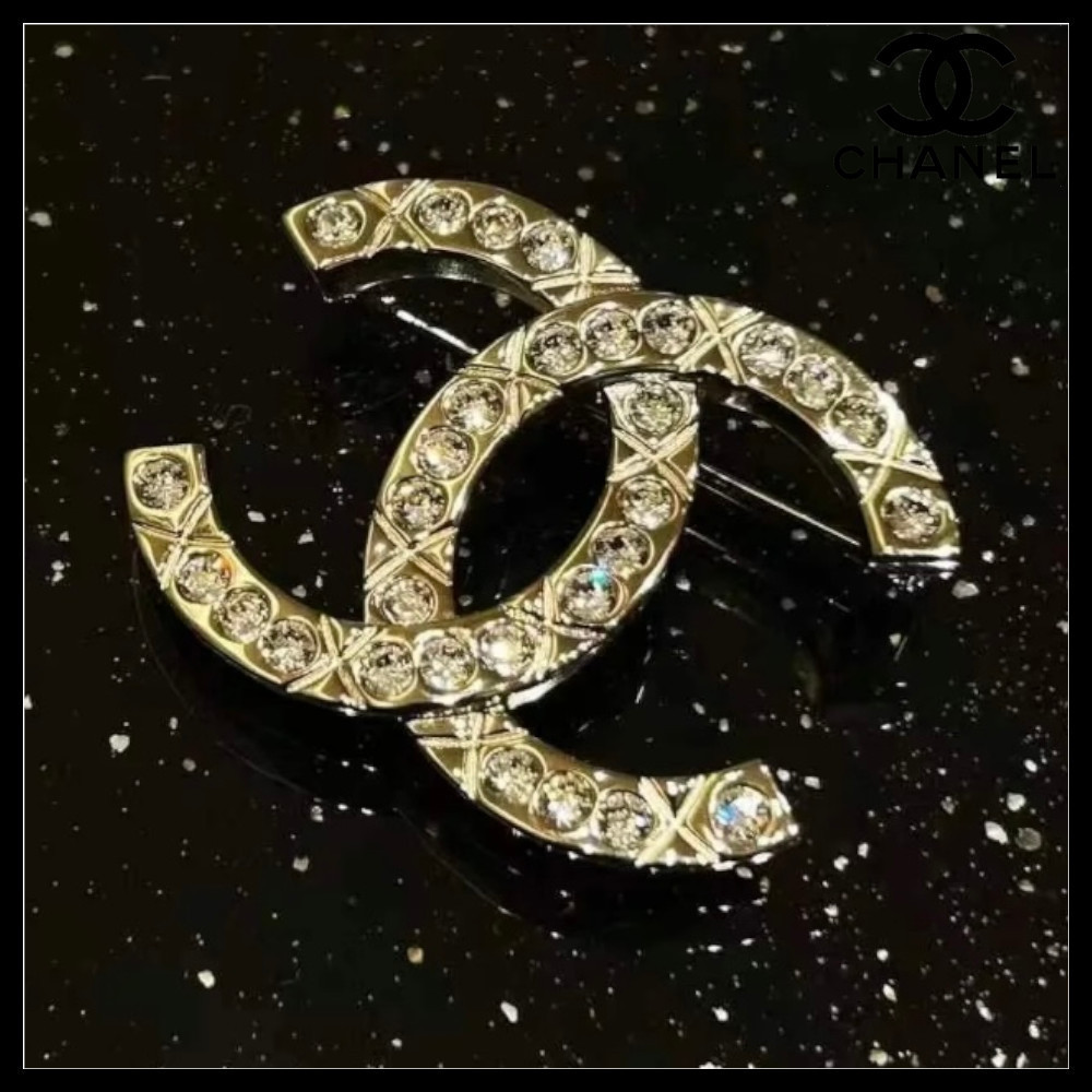 【キラキラ輝く♪】CHANEL ブローチ