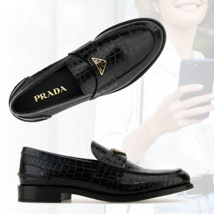 パイソン PRADA(プラダ) - 海外通販のBUYMA