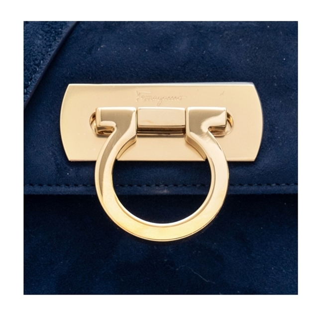 《FERRAGAMO》 GANCINI スモール トートバッグ