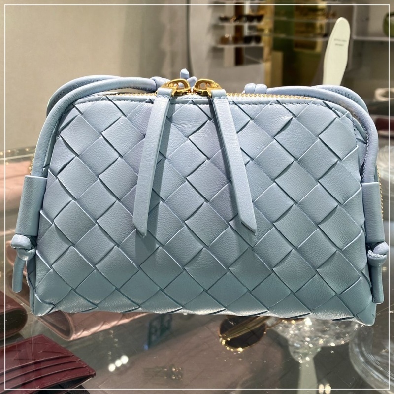 BOTTEGA VENETA◆Concert レザー クラッチバッグ ストラップ付