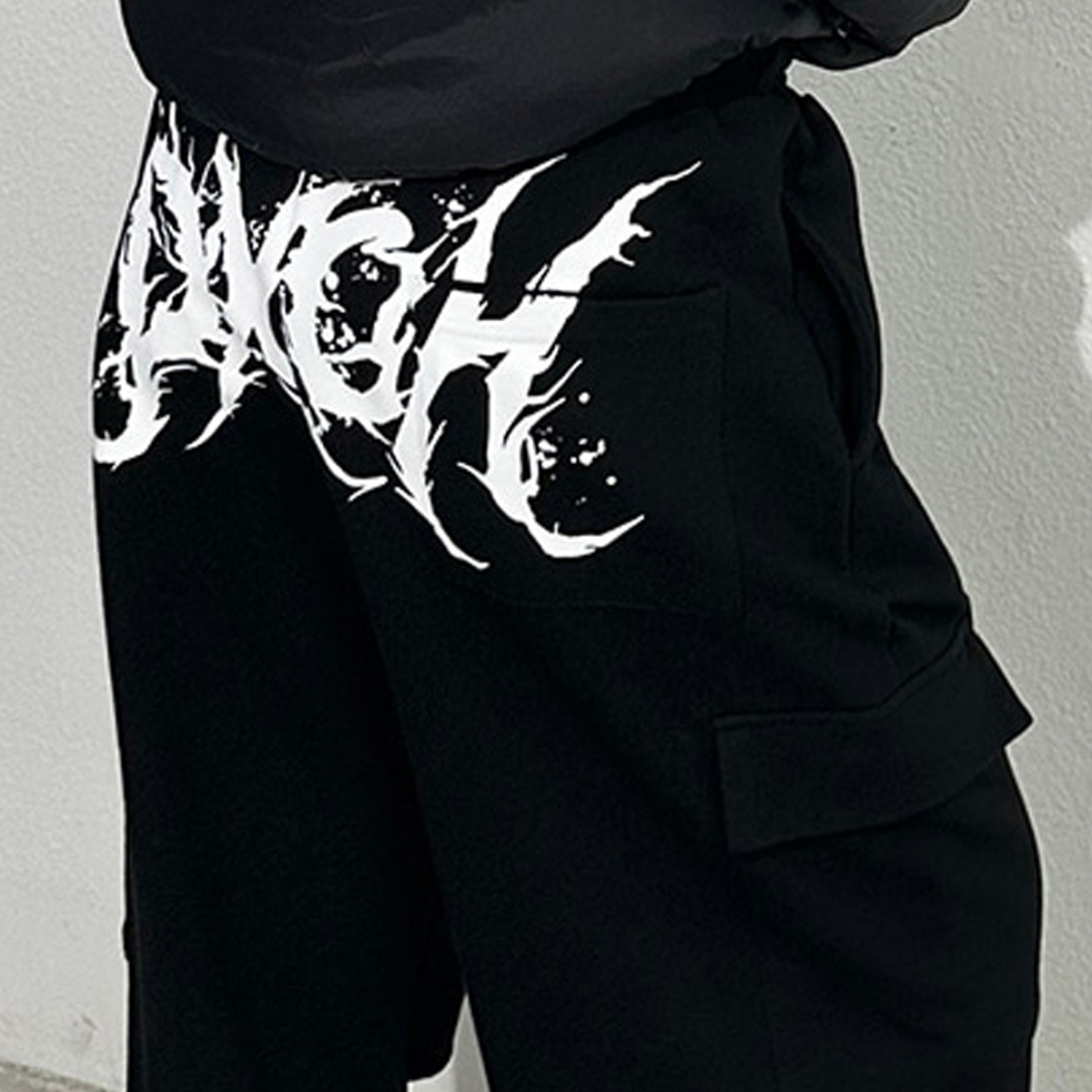 ★DXOH★Street Logo Parachute Wide Cargo Pants Black★正規品 ☆DXOH☆Street Logo Parachute Wide Cargo Pants Black☆正規品