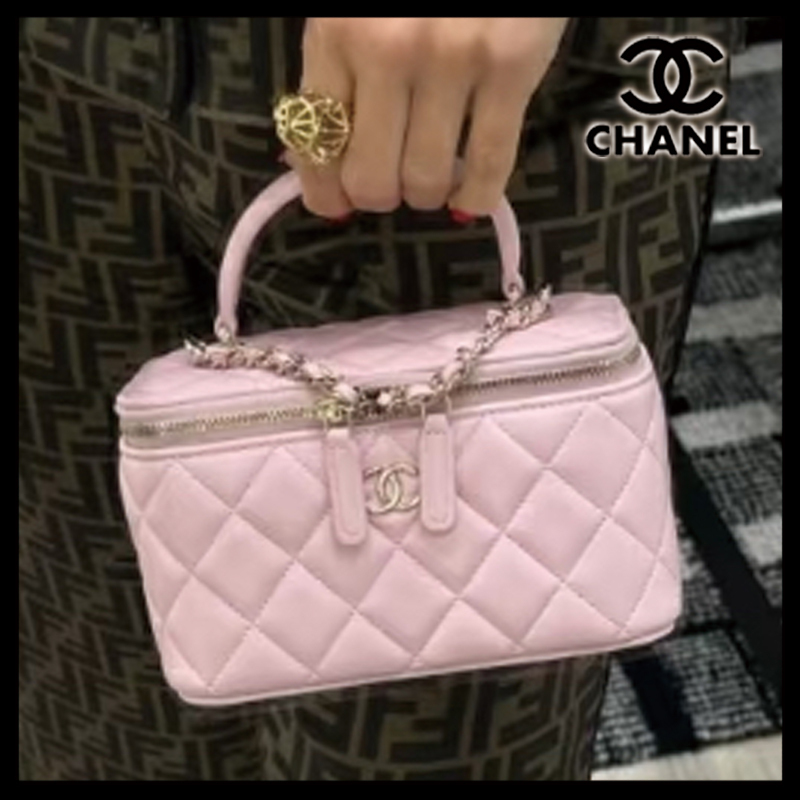 国内発送【上品で可愛いハンドル付】CHANEL ヴァニティーケース