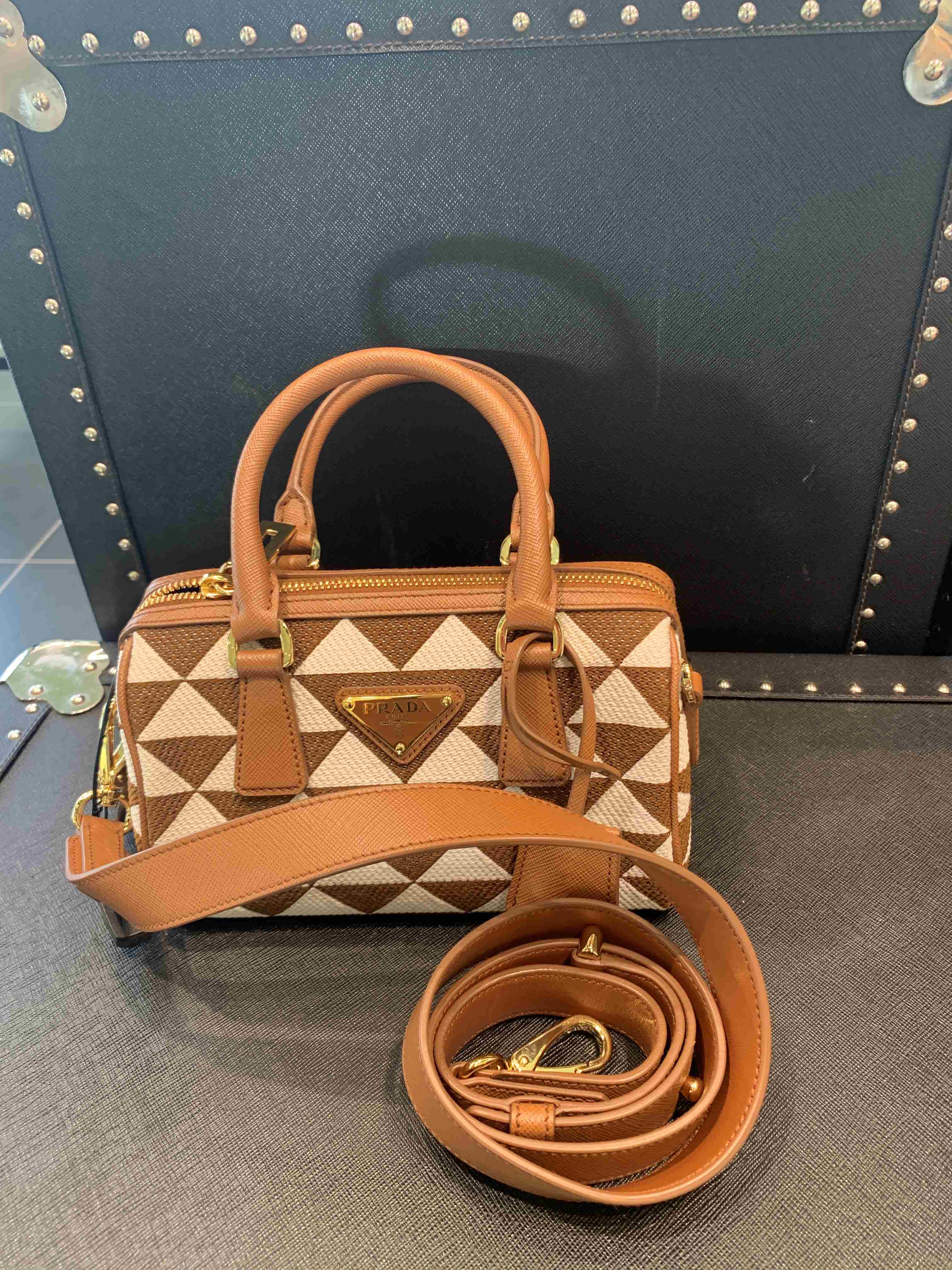 PRADA シンボルトップハンドルバッグ 2WAY 1BB846