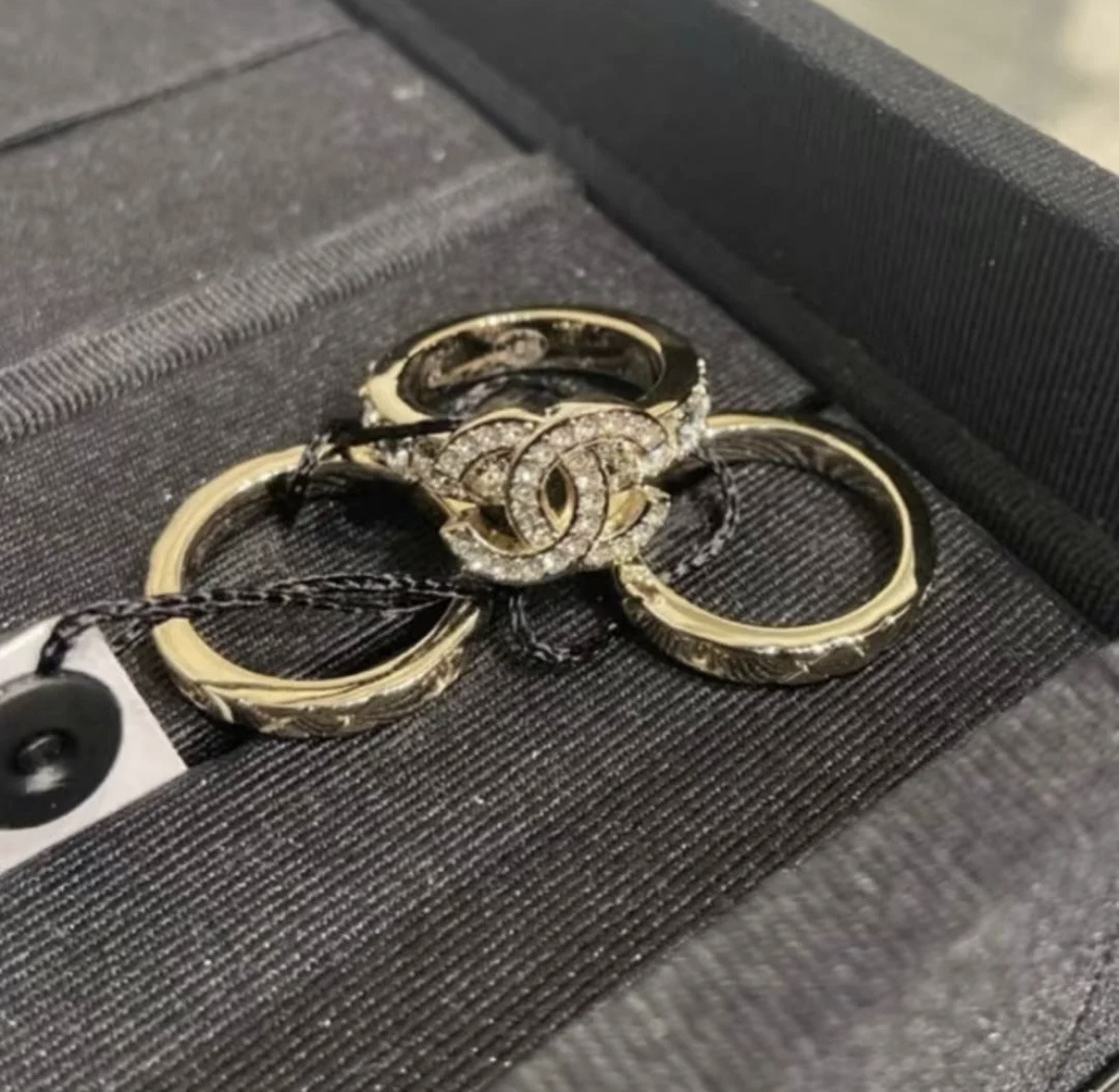 気分によって付け替え自由自在☆欲しい CHANEL リング3 点セット 気分によって付け替え自由自在☆欲しい CHANEL リング3点セット