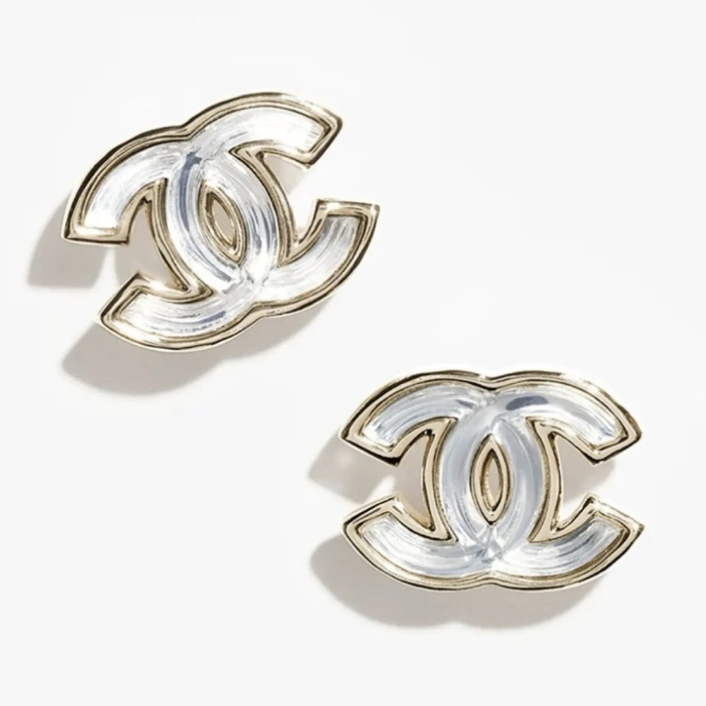 幅広く活躍☆【CHANEL】CCロゴ ピアス