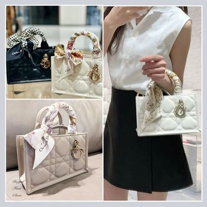 【繊細で美しい♪】◆Dior◆ Book Tote バッグ 白トート ディオール(Dior)ディオール BOOK TOTE ブックトート スモール