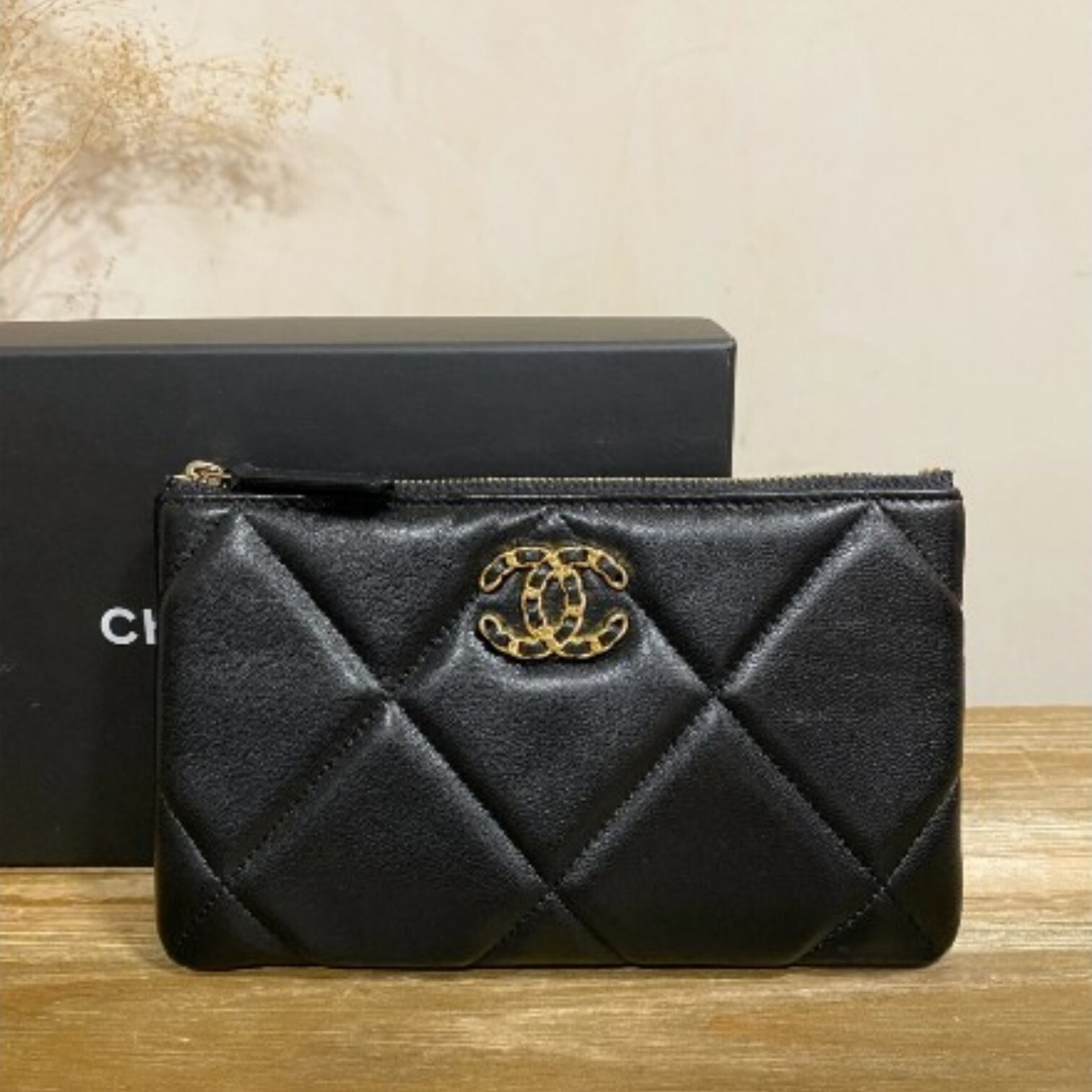 CHANEL - CHANEL シャネル ミニポーチ ミニバッグ チェーン 紙袋