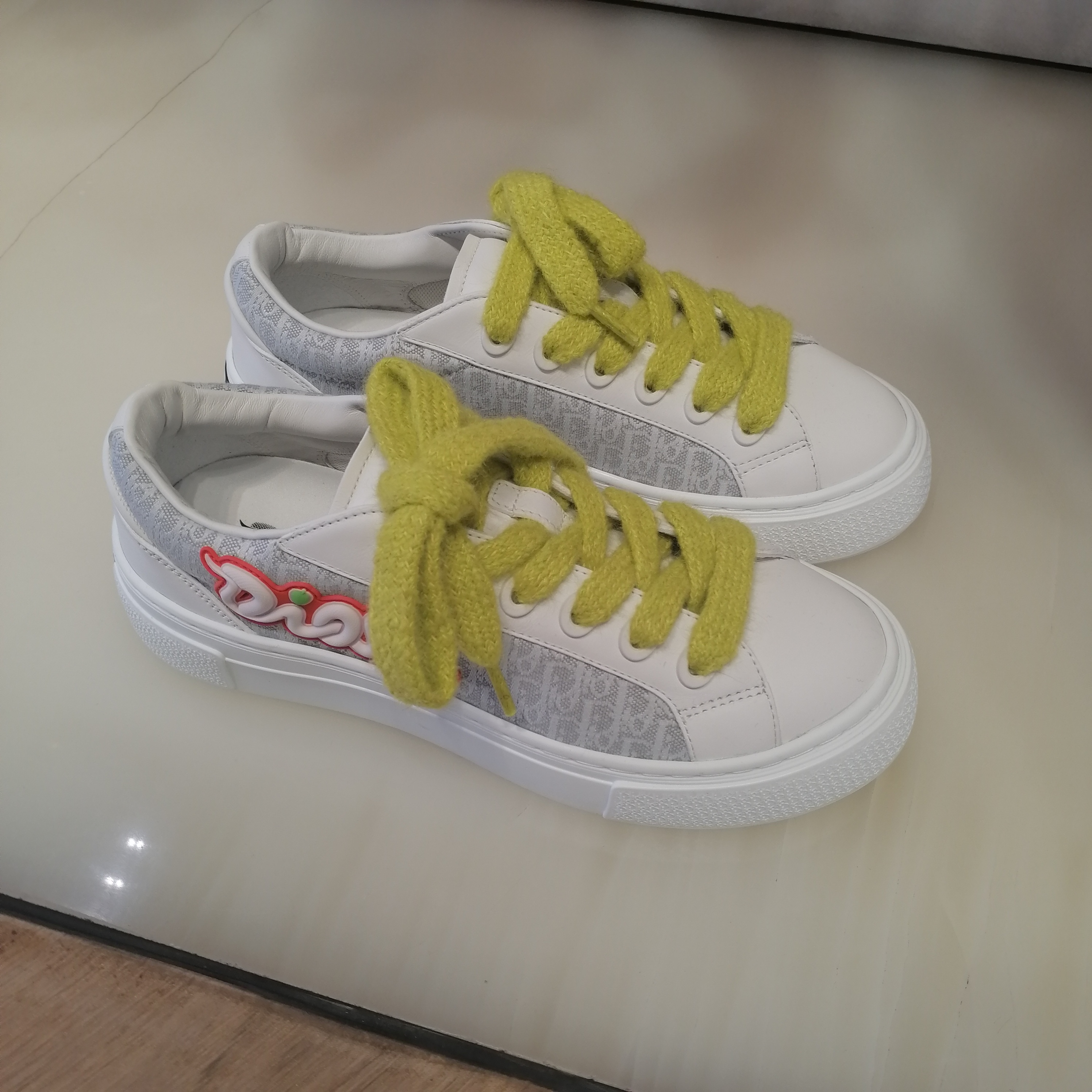 Dior☆DIOR AND KAWS B33 スニーカー 限定版