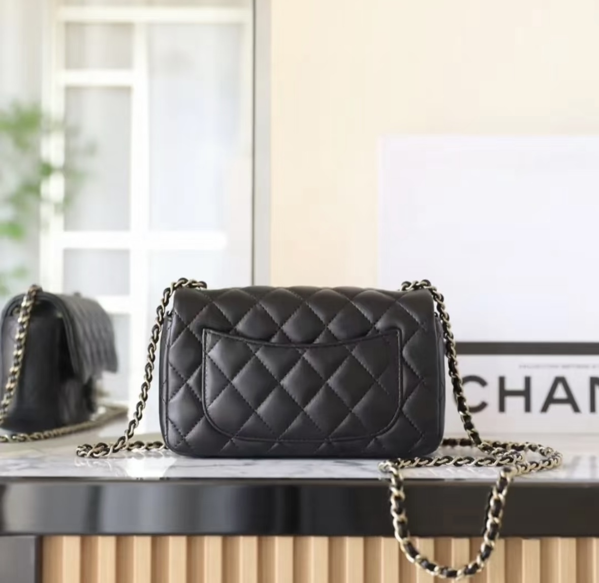【希少☆入手困難】 CHANEL マトラッセ ミニ フラップ バッグ 超希少/入手困難】CHANEL ミニマトラッセ フラップ バッグ