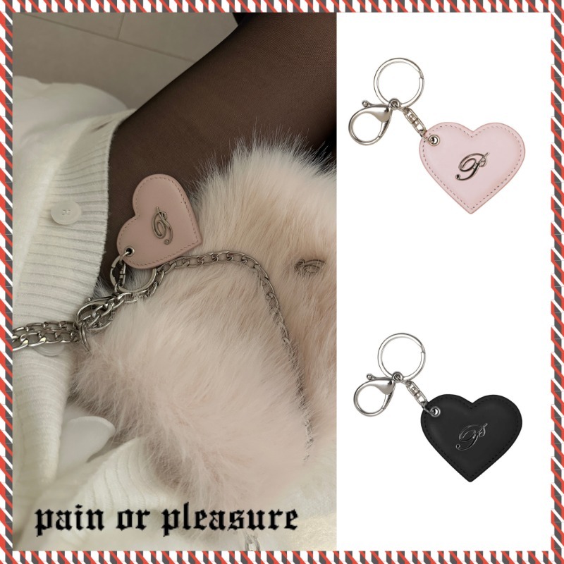【pain or pleasure】P LOGO HEART KEYRING
