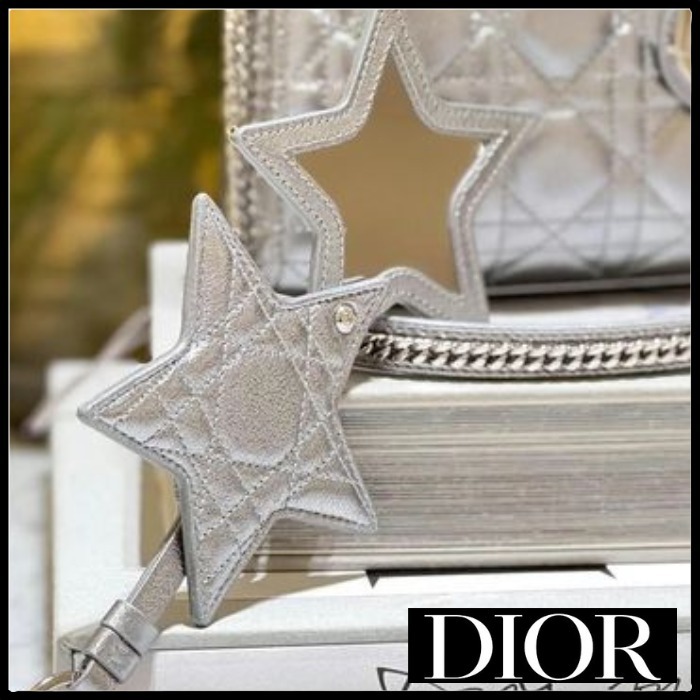 【上品でエレガント】DIOR スター ミラー付き キーホルダー