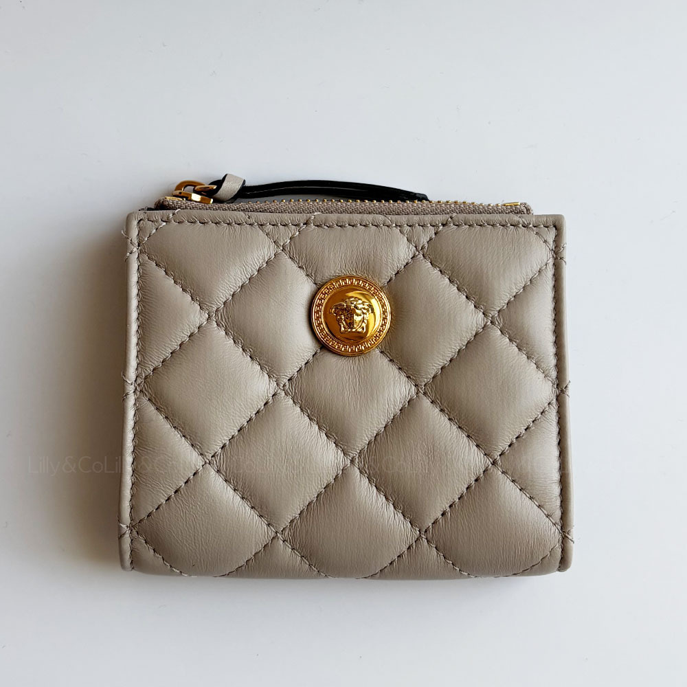 Versace☆メドゥーサキルティング折りたたみ財布