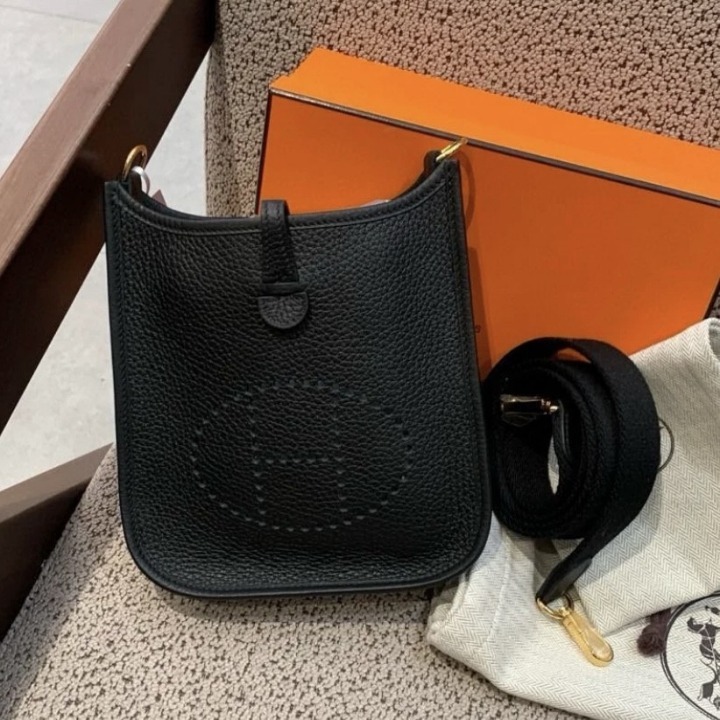 《人気♡》HERMES エヴリンTPM ノアール