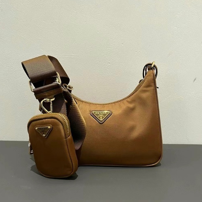 ★Prada★Re-Edition 2005 Re-Nylon ミニ ホーボー バッグ