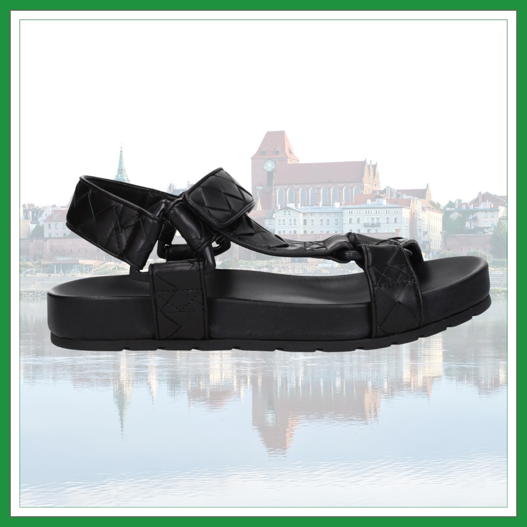 【Bottega Veneta】Sandals Men Leather Black（関税込み）