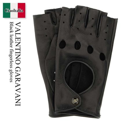 手袋 VALENTINO BLACK LEATHER FINGERLESS GLOVES Valentino Garavani Lambskin Fingerless Gloves | Harrods US