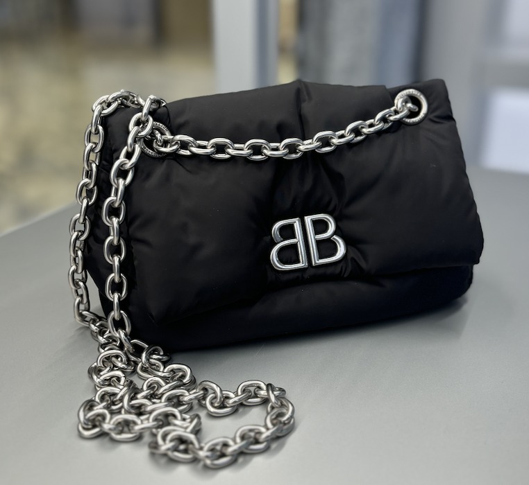 【VIPセール】BALENCIAGA (バレンシアガ) ショルダーバッグ