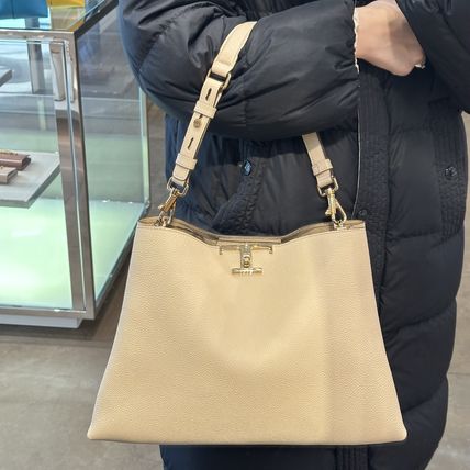 【関税込み＆送料無料】Tod's トッズ トップハンドル バッグ 現地価格セール トップハンドル TOD'S T Case(トッズ ティー