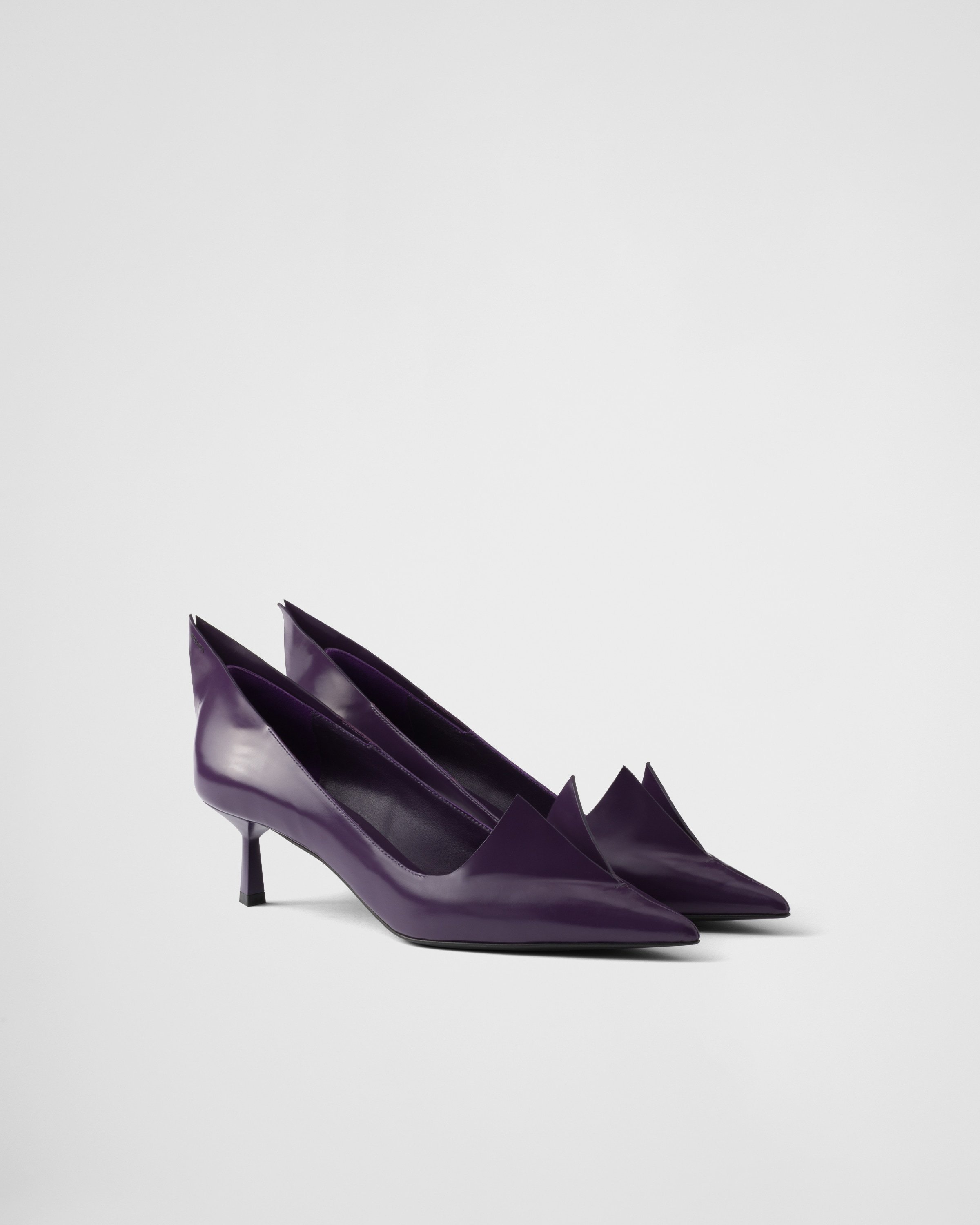 【日本入手困難】プラダ Brushed leather pumps パンプス