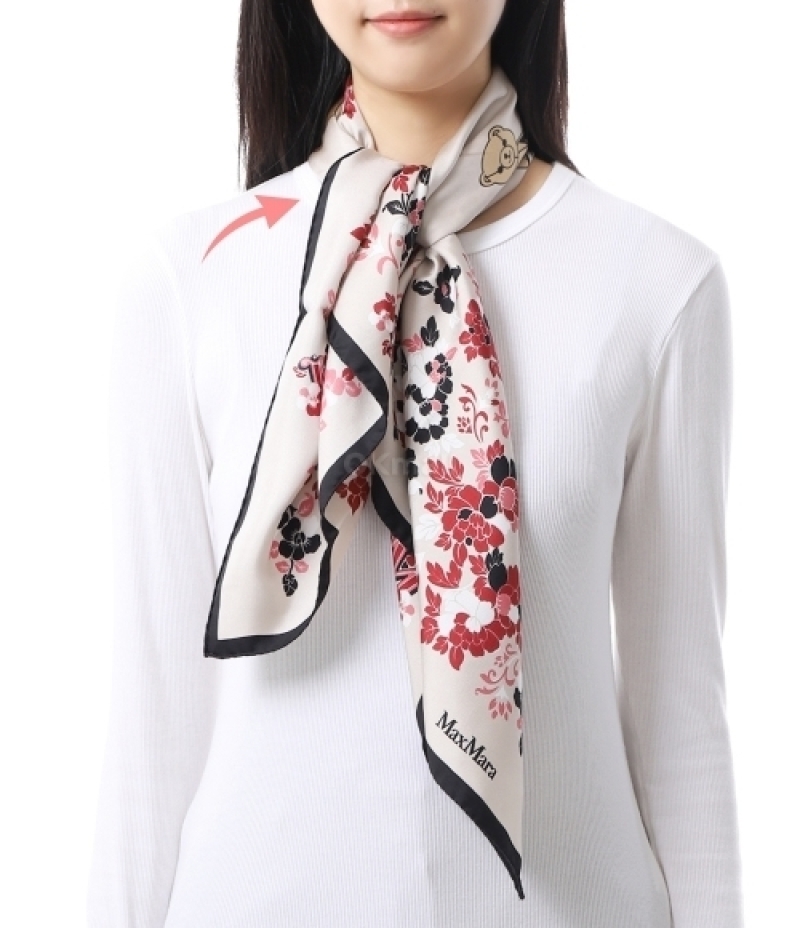 MAX MARA｜ (CARRE (14541111 007 / 14541111600 007))