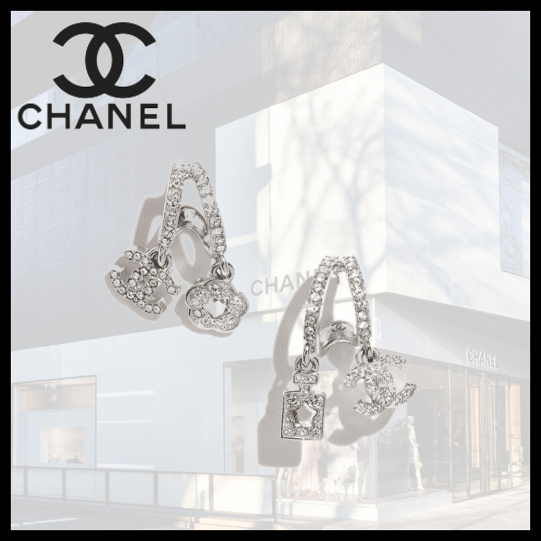 ☆シルバー＆クリスタルの煌めき☆CHANEL ダングル ピアス