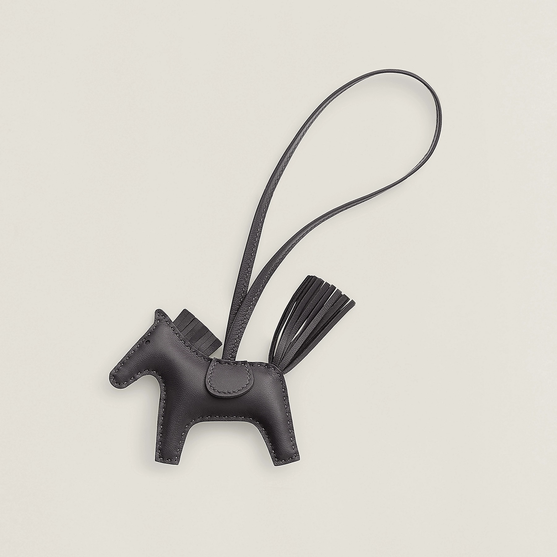 【ギフトにも◎】HERMES《ロデオ》PM バッグアクセサリー