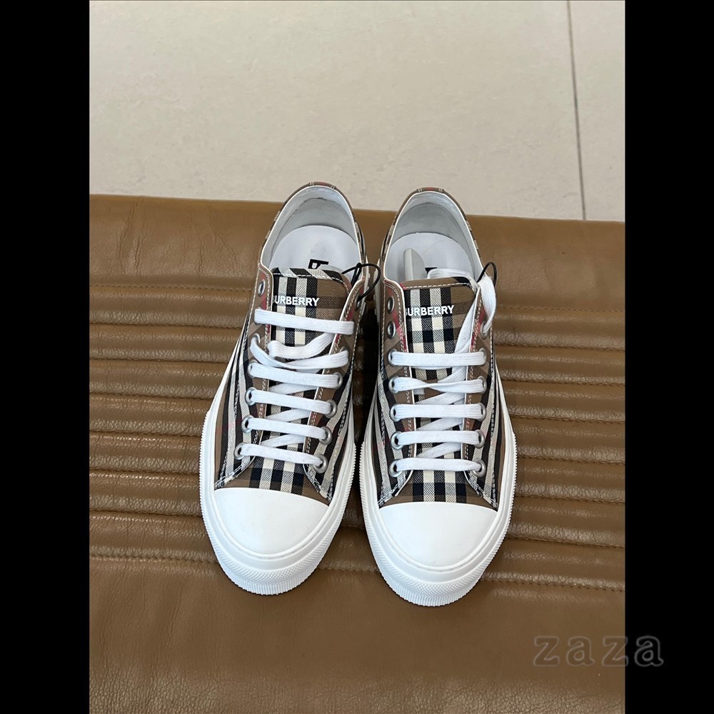 【送料込み】Burberry★80947511