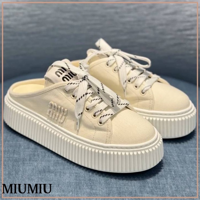 AMINA MUADDI◆カメリア レース スリングバック パンプス Camelia Sling 90 White Nappa And White Buckle