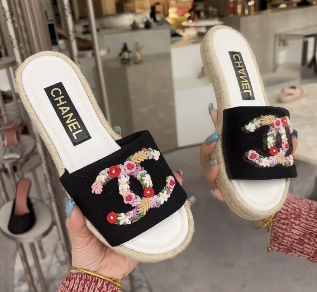 【刺繍ロゴが可愛い♪】CHANEL エスパドリーユサンダル ブラック 楽天市場】エスパドリーユ サンダル（ブランドシャネル