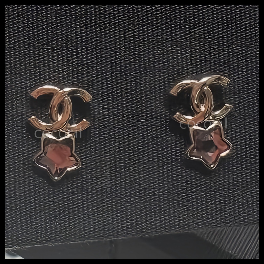 【キラキラで可愛い♡】CHANEL ピアス 25P【きらきら可愛い煌めき】◇CHANEL◇ピアス 星 ギフト