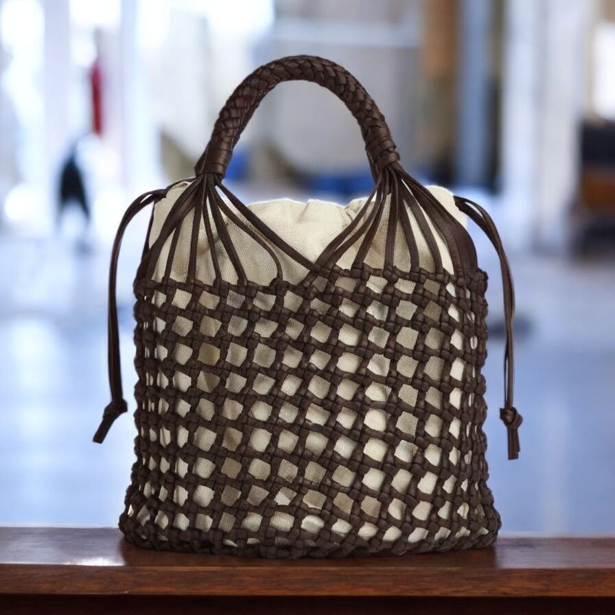 直営店☆BOTTEGA VENETA☆CAVALLINO INTRECCIATO ハンドバッグ