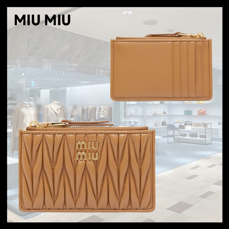 【すぐ届く】 MIU MIU マテラッセ レザー ポーチ ウォレット