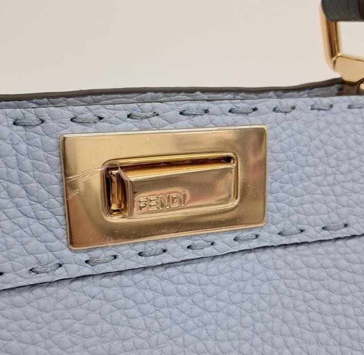 《FENDI》ピーカブー I SEE U スモール 中古 美品
