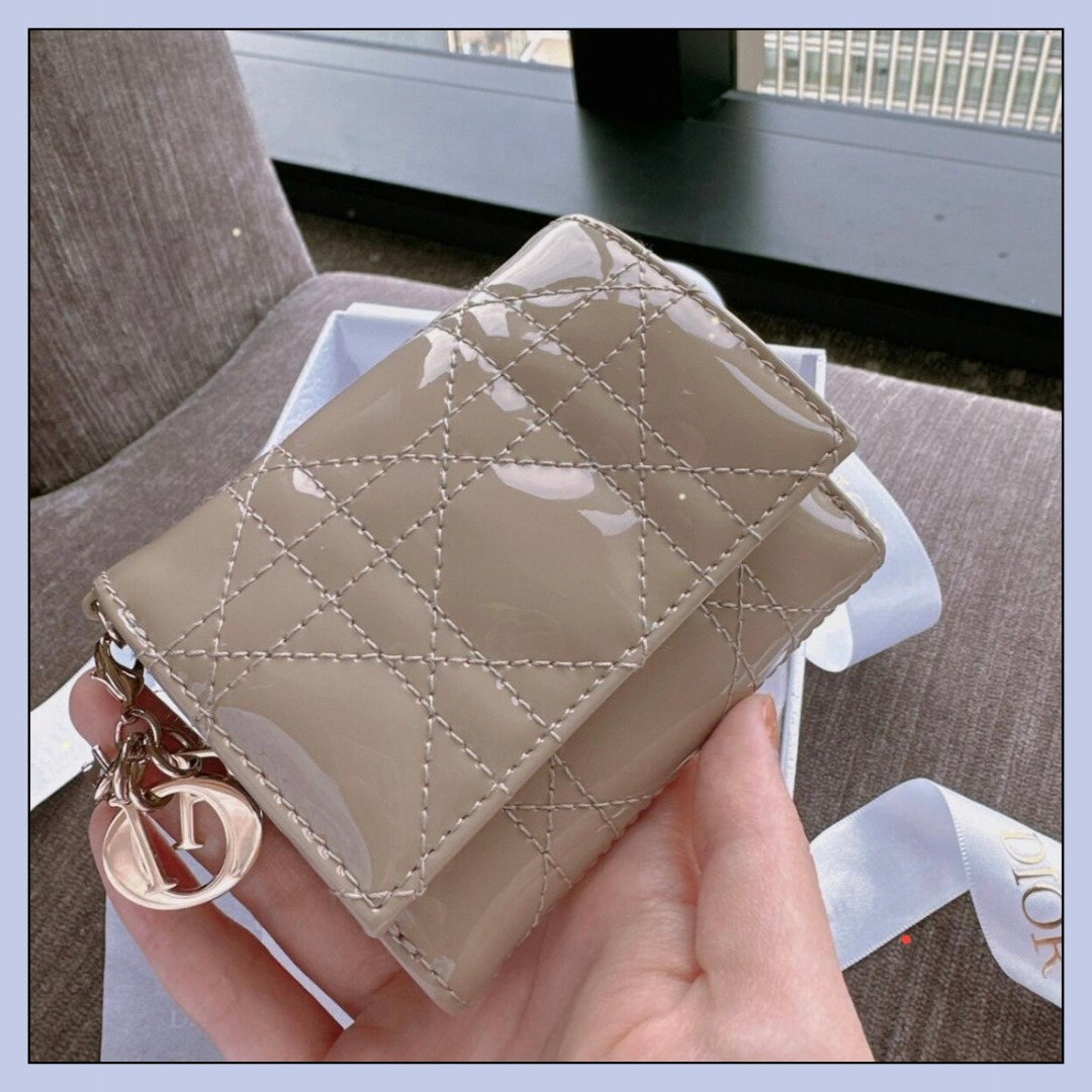【洗練されたデザイン】DIOR★Lady Dior ロータスウォレット