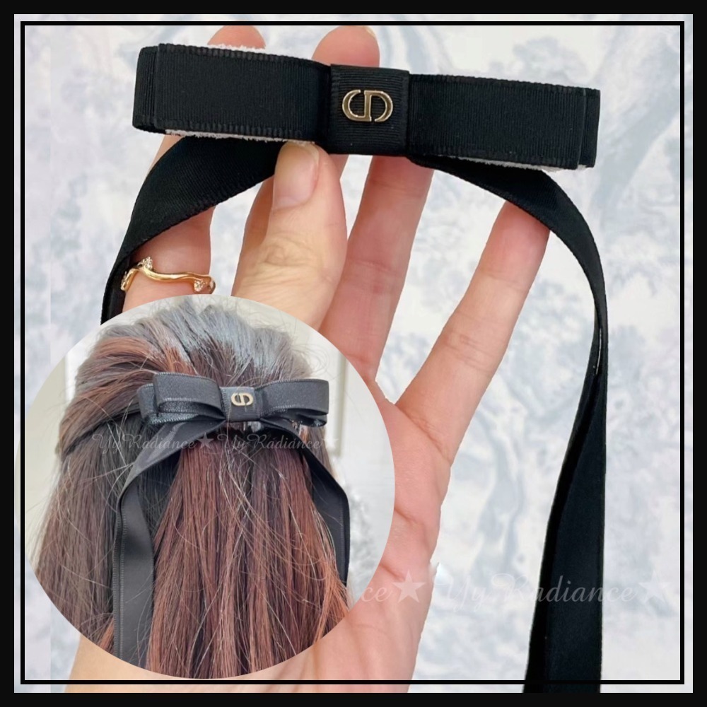 【バッグに付けて使うスタイルもおすすめ♡】DIOR バレッタ