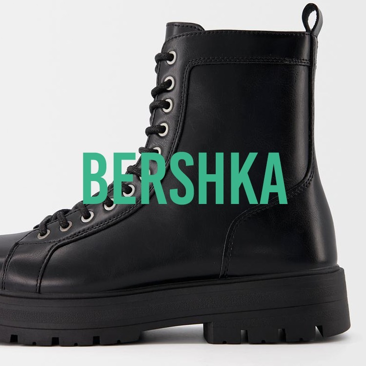 【BERSHKA】レースアップトラックソールアンクルブーツ