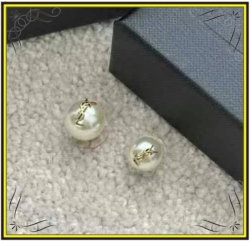 【Saint Laurent】サンローラン アシメントリー パールピアス