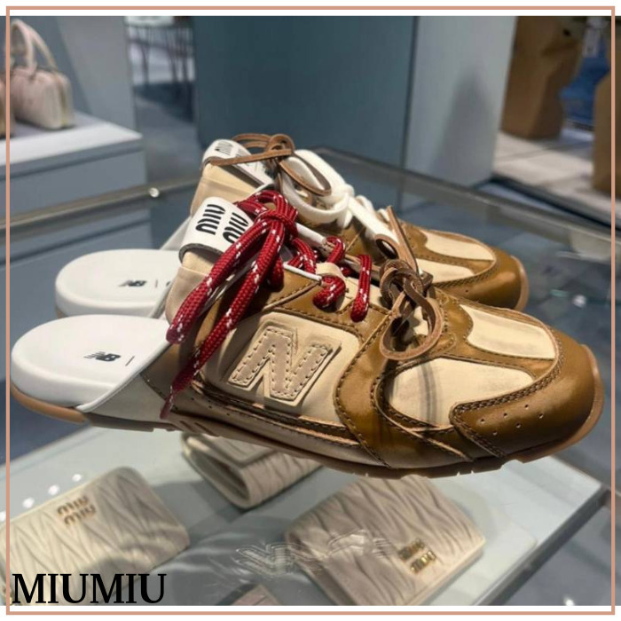 《注目のコラボ》【MiuMiu】ニューバランス × MiuMiu ミュール