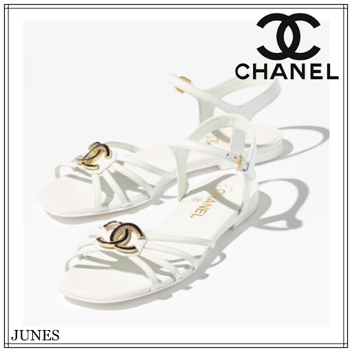 ブローチ風ロゴが可愛い♪【CHANEL】CCロゴ ストラップサンダル