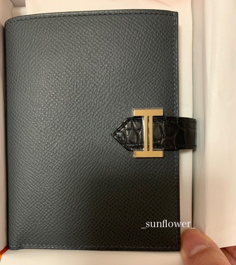 エルメス ベアンコンパクトウォレット タッチ ノワール/G金具