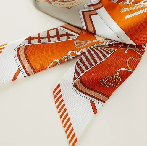 【首元やバッグに合わせて】HERMES ツイリー ブーケセリエ アレンジ自在☆シルクリボン【HERMES】ツイリーブーケセリエ